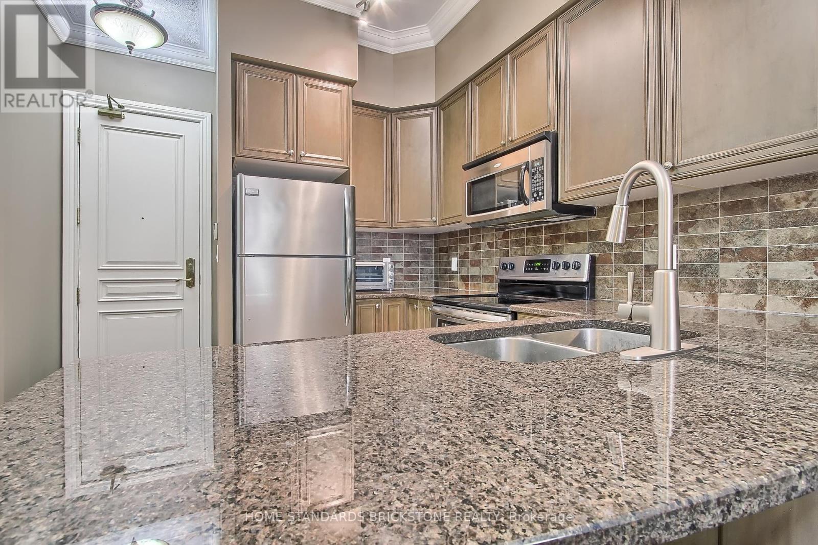 115 - 9225 Jane Street, Vaughan, Ontario  L6A 0J7 - Photo 5 - N12403217