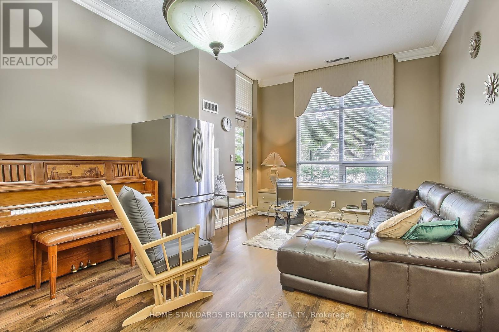 115 - 9225 Jane Street, Vaughan, Ontario  L6A 0J7 - Photo 8 - N12403217