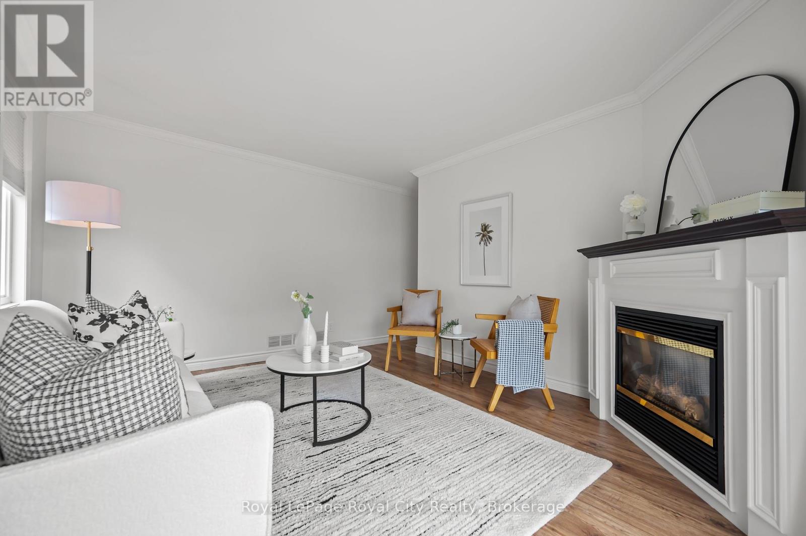 306 Imperial Road S, Guelph, Ontario  N1K 1M4 - Photo 24 - X12364571