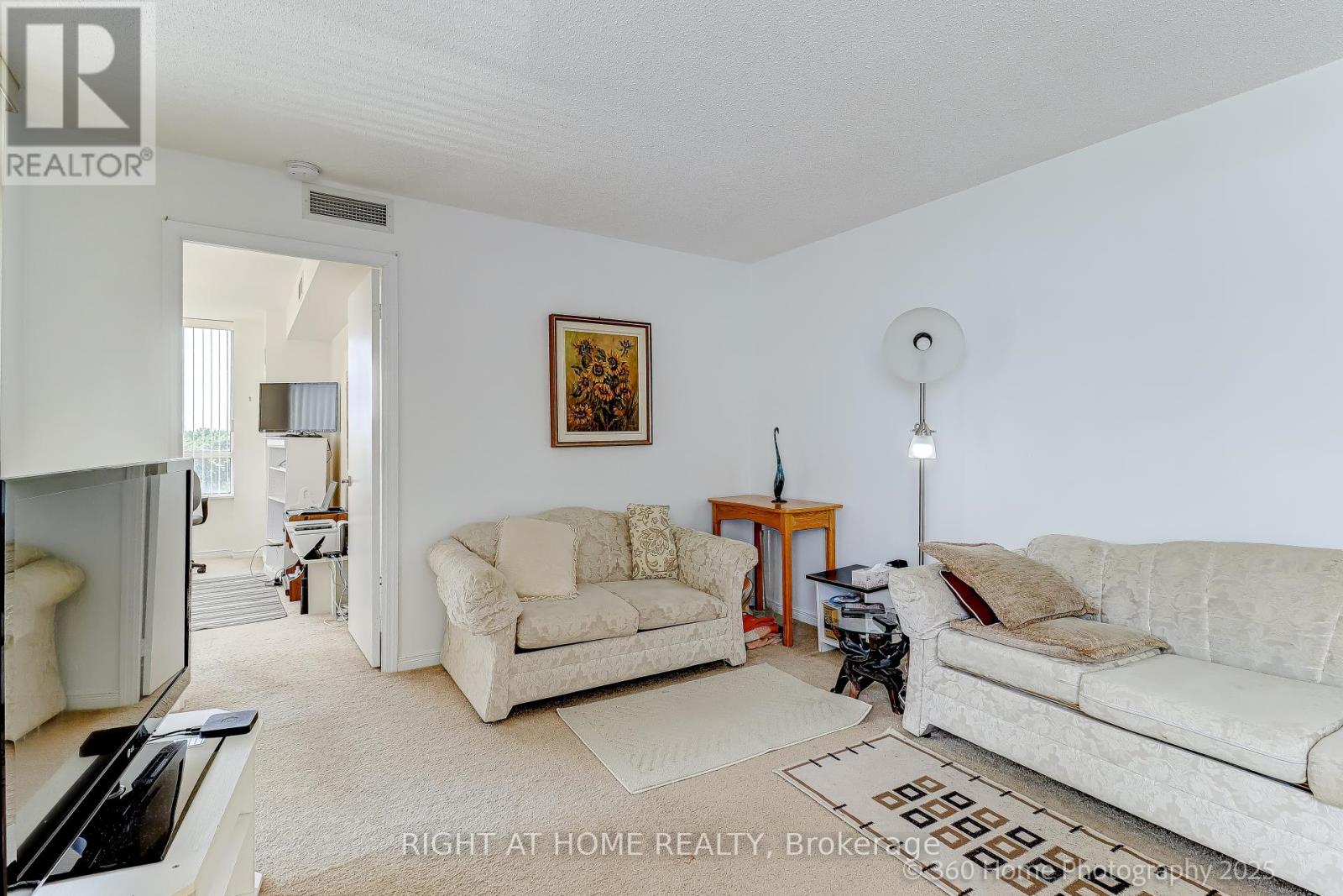 817 - 1200 The Esplanade N, Pickering, Ontario  L1V 6V3 - Photo 12 - E12350261