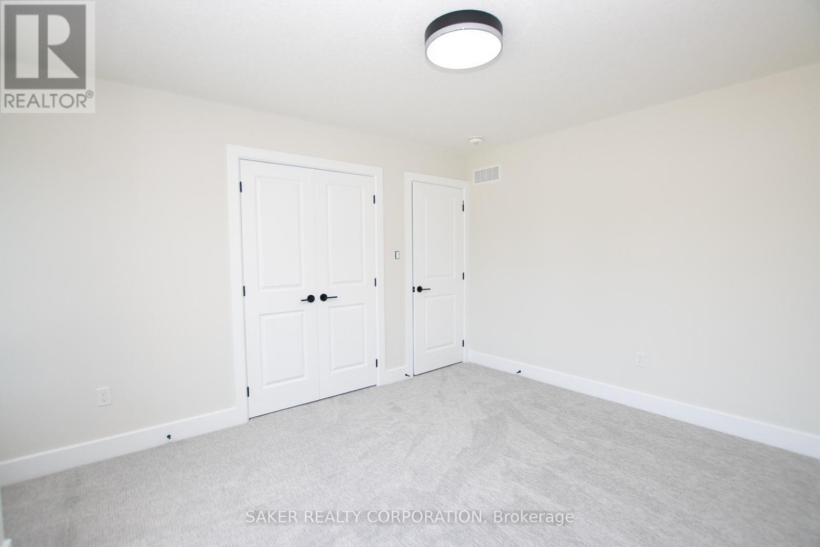 615 Regent Street, Strathroy-Caradoc, Ontario  N0L 1W0 - Photo 16 - X12403247