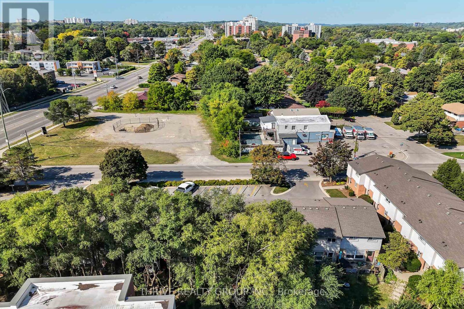 10 - 215 Commissioners Road W, London South, Ontario  N6J 1X9 - Photo 36 - X12403325