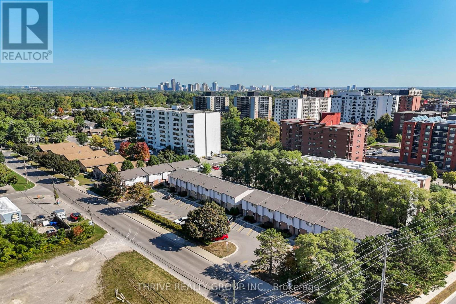 10 - 215 Commissioners Road W, London South, Ontario  N6J 1X9 - Photo 37 - X12403325