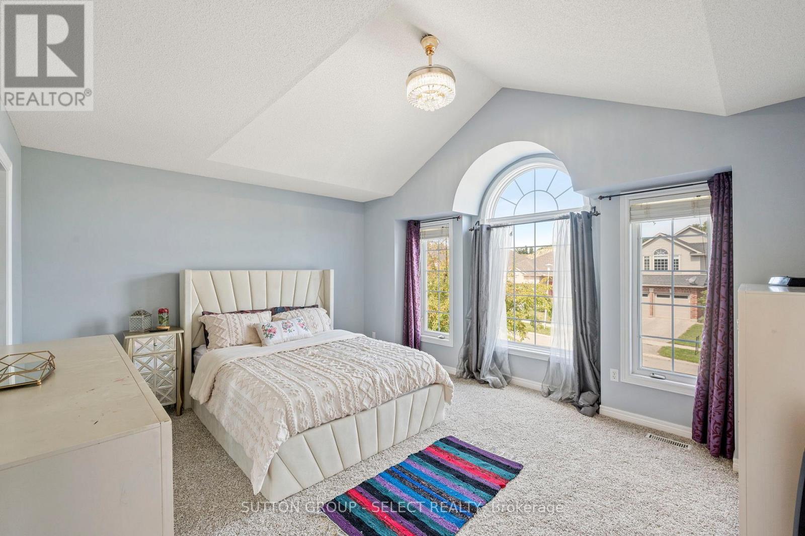 830 Cresthaven Crescent, London South, Ontario  N6K 4W4 - Photo 19 - X12403382