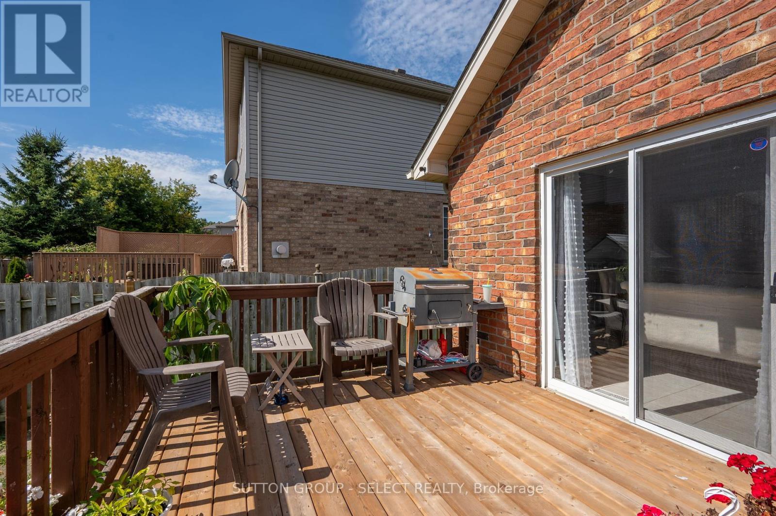 830 Cresthaven Crescent, London South, Ontario  N6K 4W4 - Photo 30 - X12403382