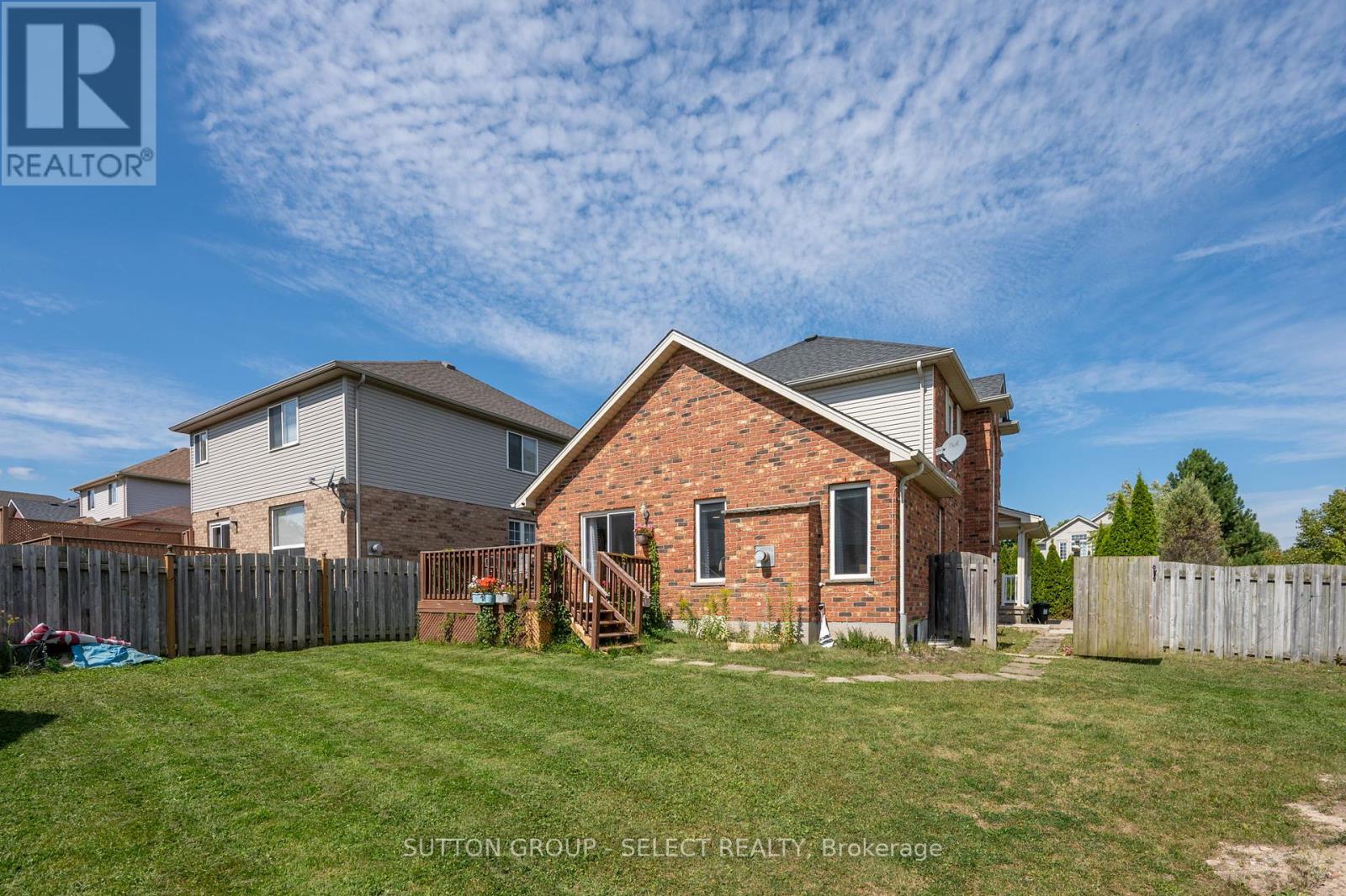 830 Cresthaven Crescent, London South, Ontario  N6K 4W4 - Photo 33 - X12403382
