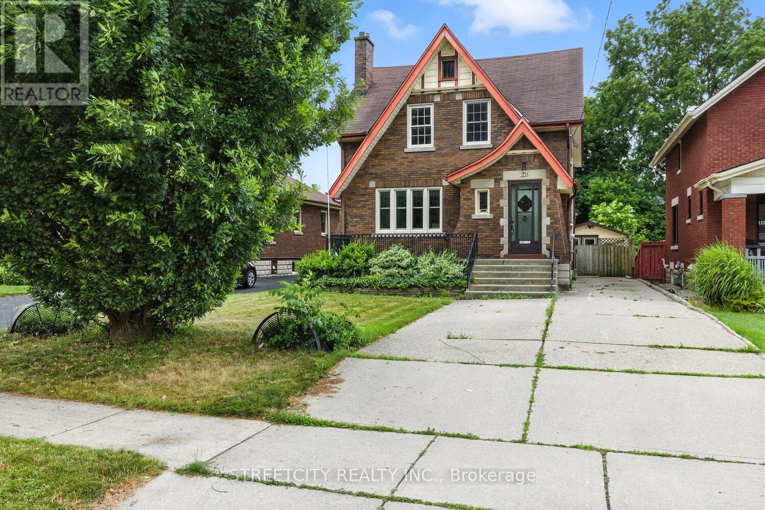 1235 King Street, London East, Ontario  N5W 2Y3 - Photo 1 - X12403392