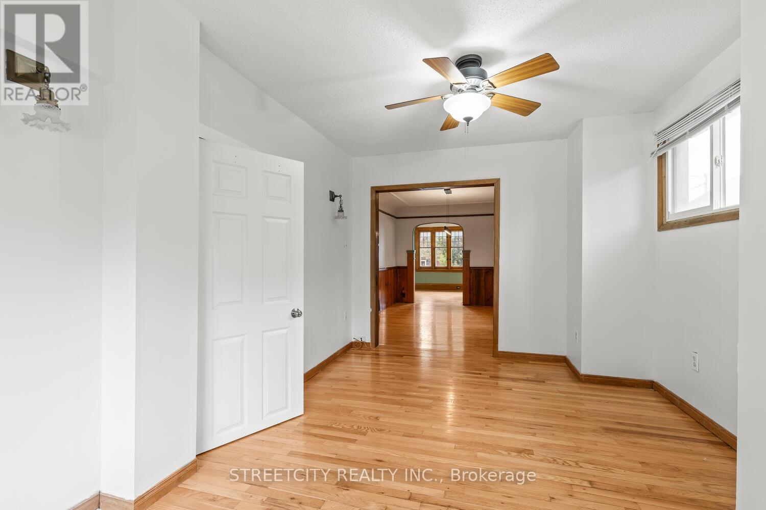 1235 King Street, London East, Ontario  N5W 2Y3 - Photo 11 - X12403392