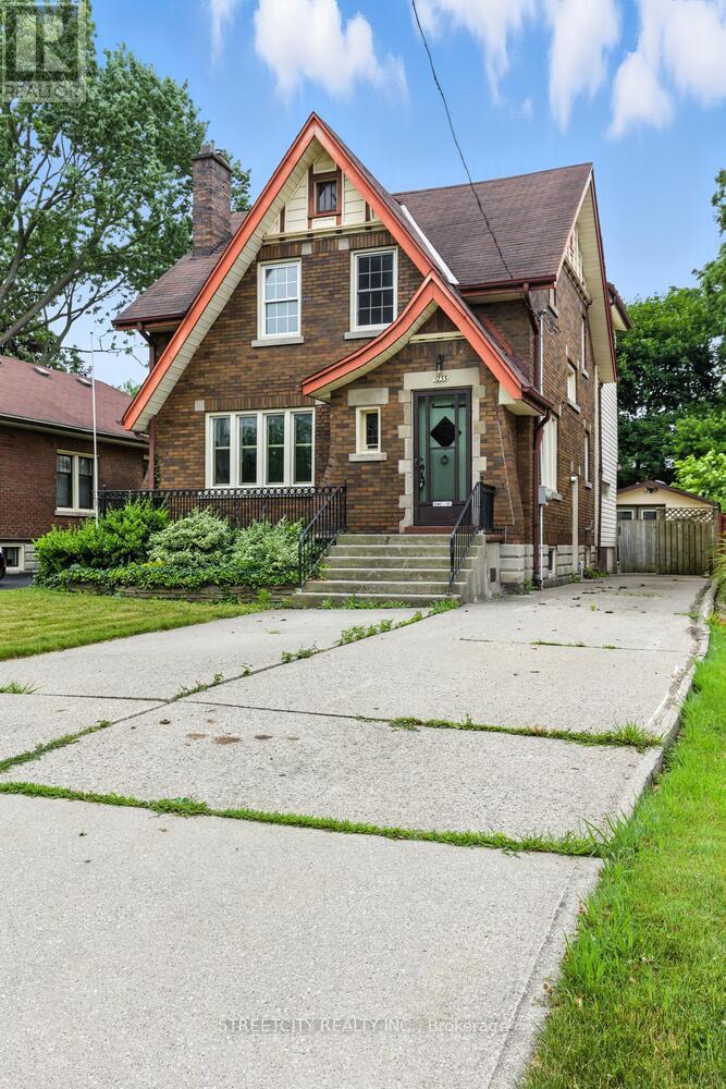 1235 King Street, London East, Ontario  N5W 2Y3 - Photo 2 - X12403392