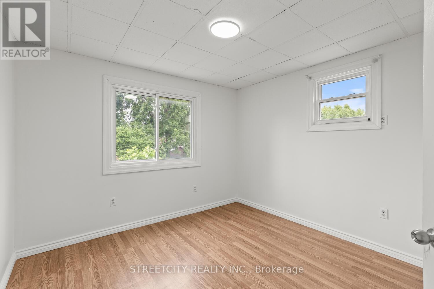 1235 King Street, London East, Ontario  N5W 2Y3 - Photo 29 - X12403392