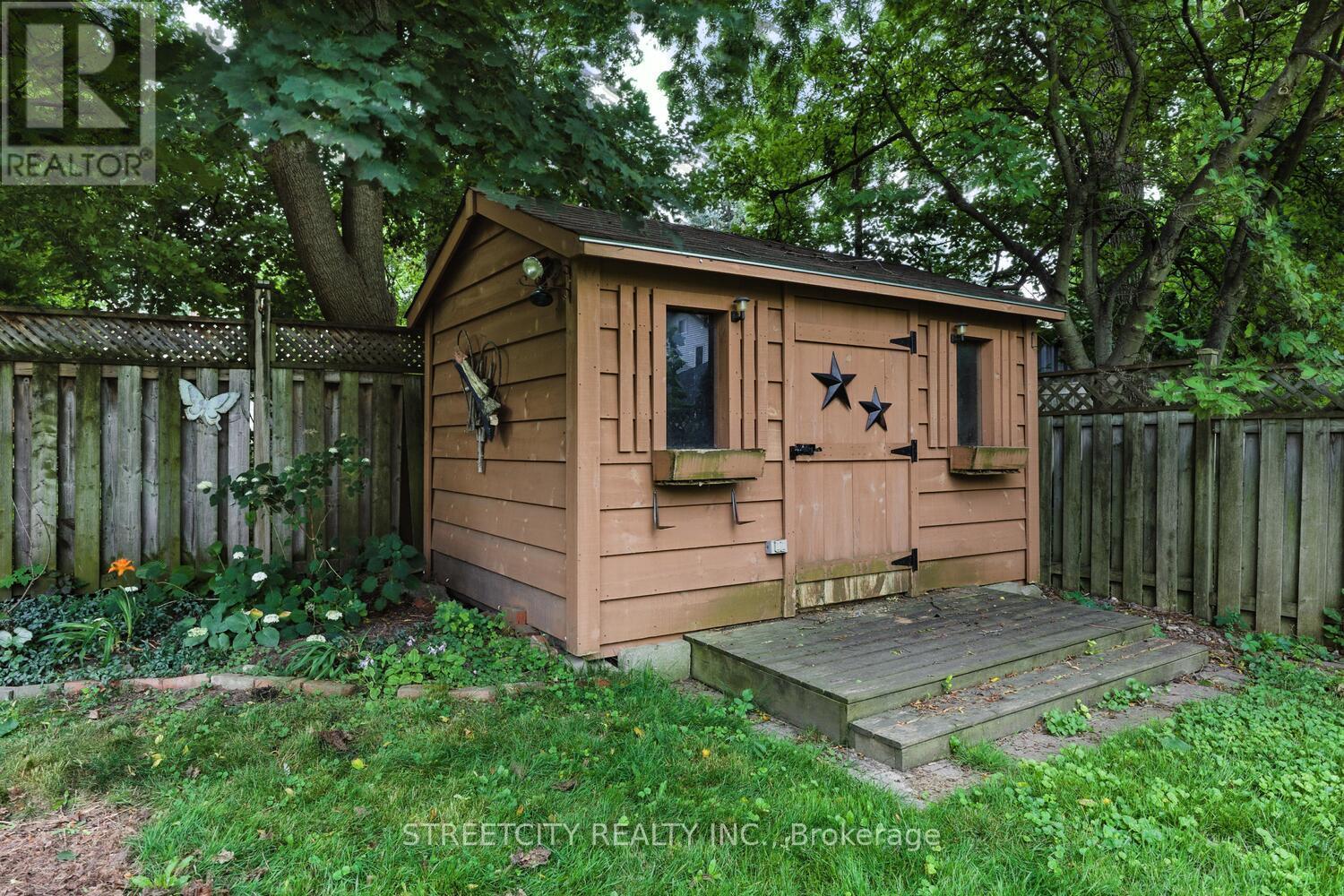 1235 King Street, London East, Ontario  N5W 2Y3 - Photo 46 - X12403392
