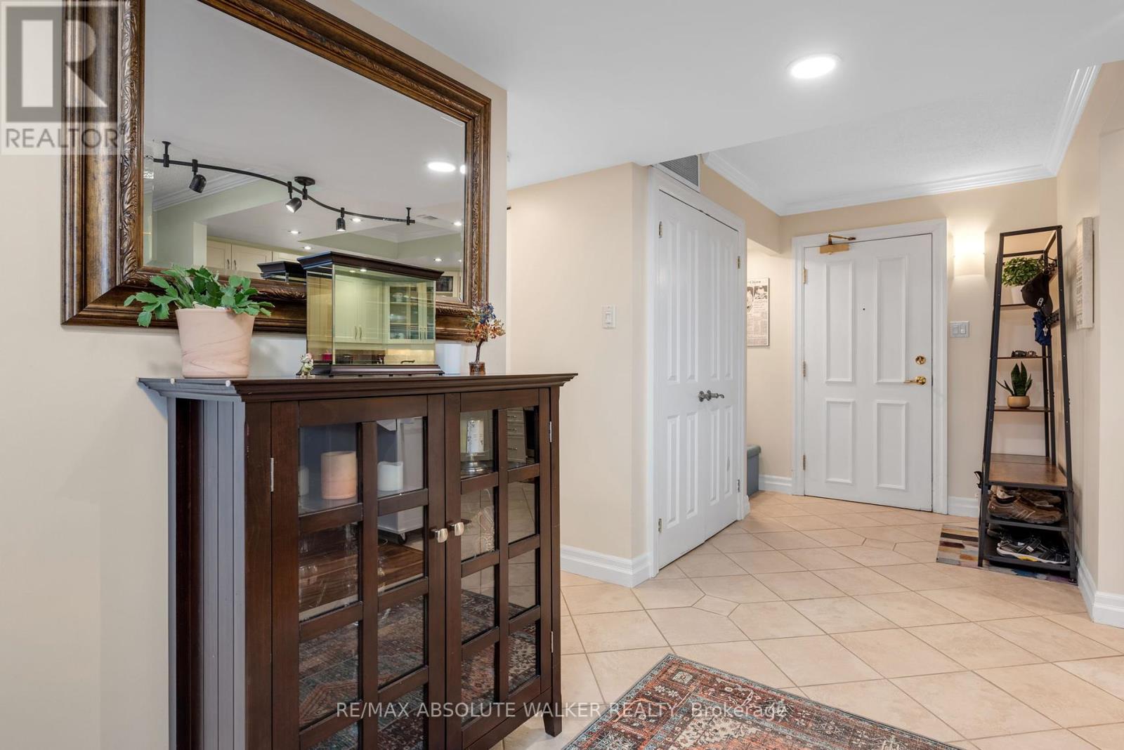 1605 - 160 George Street, Ottawa, Ontario  K1N 9M2 - Photo 6 - X12403283