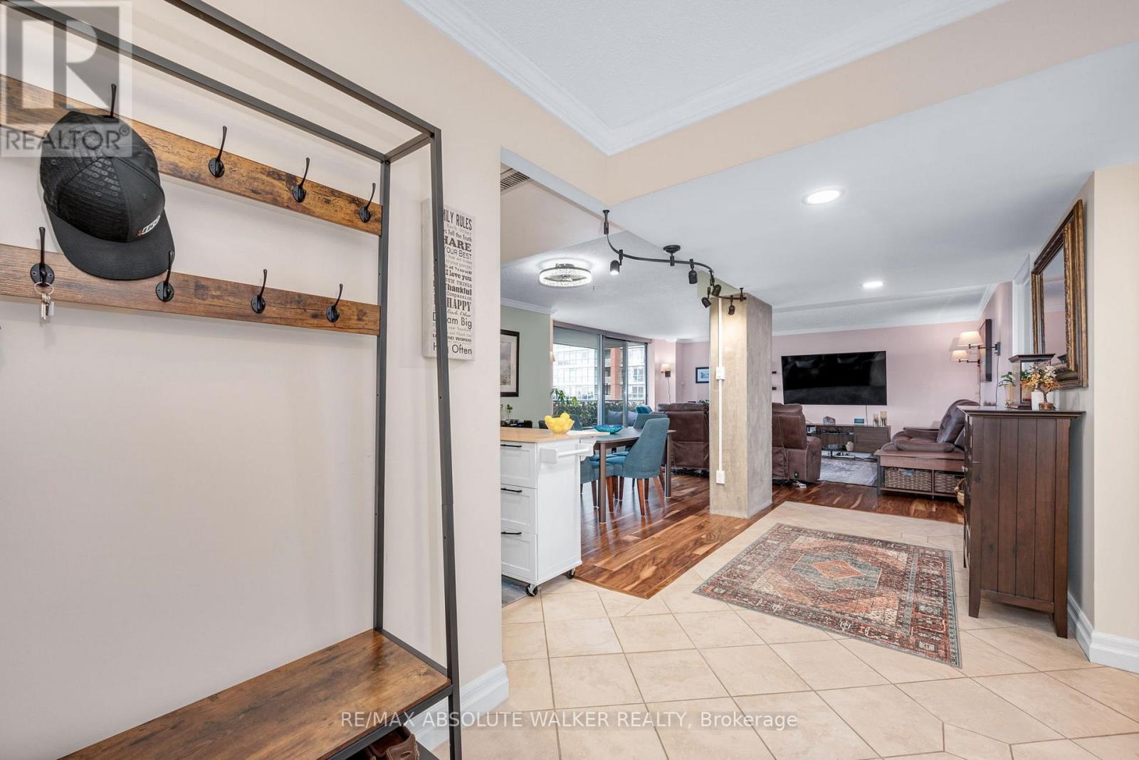 1605 - 160 George Street, Ottawa, Ontario  K1N 9M2 - Photo 7 - X12403283