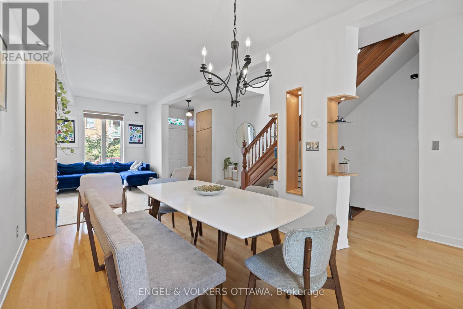 204 Florence Street, Ottawa, Ontario  K1R 5N6 - Photo 11 - X12403399