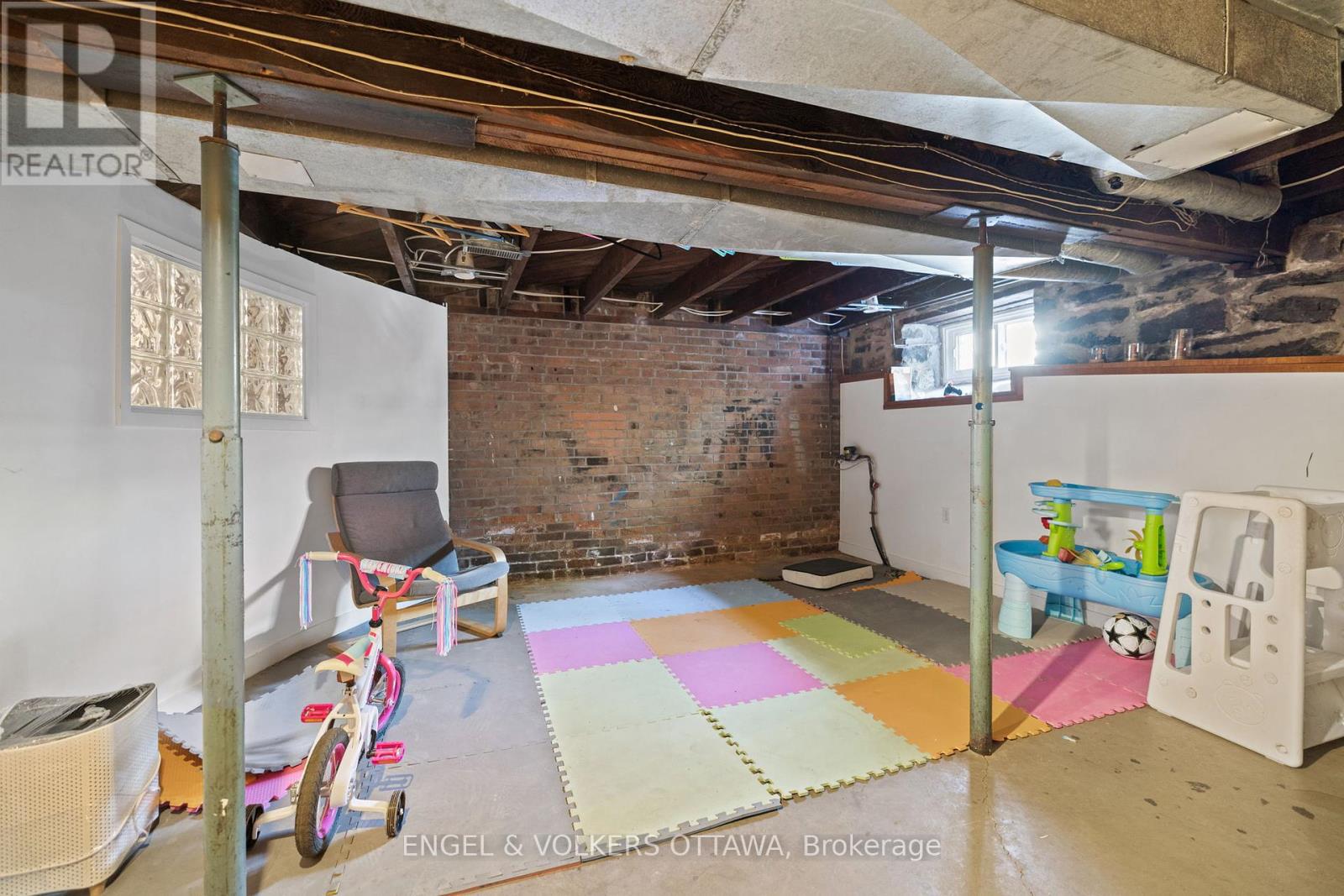 204 Florence Street, Ottawa, Ontario  K1R 5N6 - Photo 32 - X12403399
