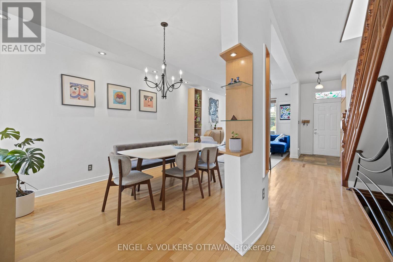 204 Florence Street, Ottawa, Ontario  K1R 5N6 - Photo 9 - X12403399