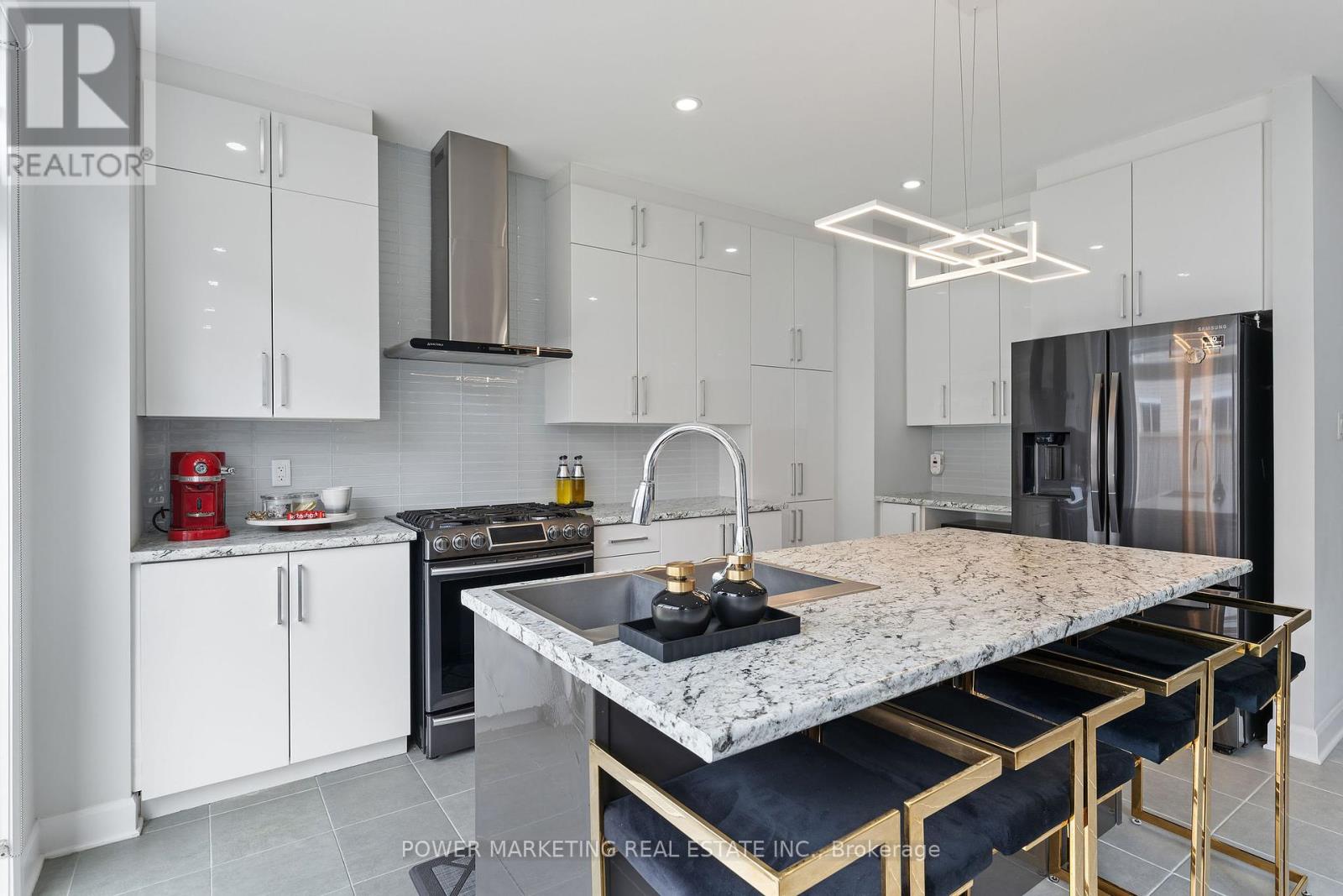 232 Aquarium Avenue, Ottawa, Ontario  K4A 1K7 - Photo 12 - X12403407