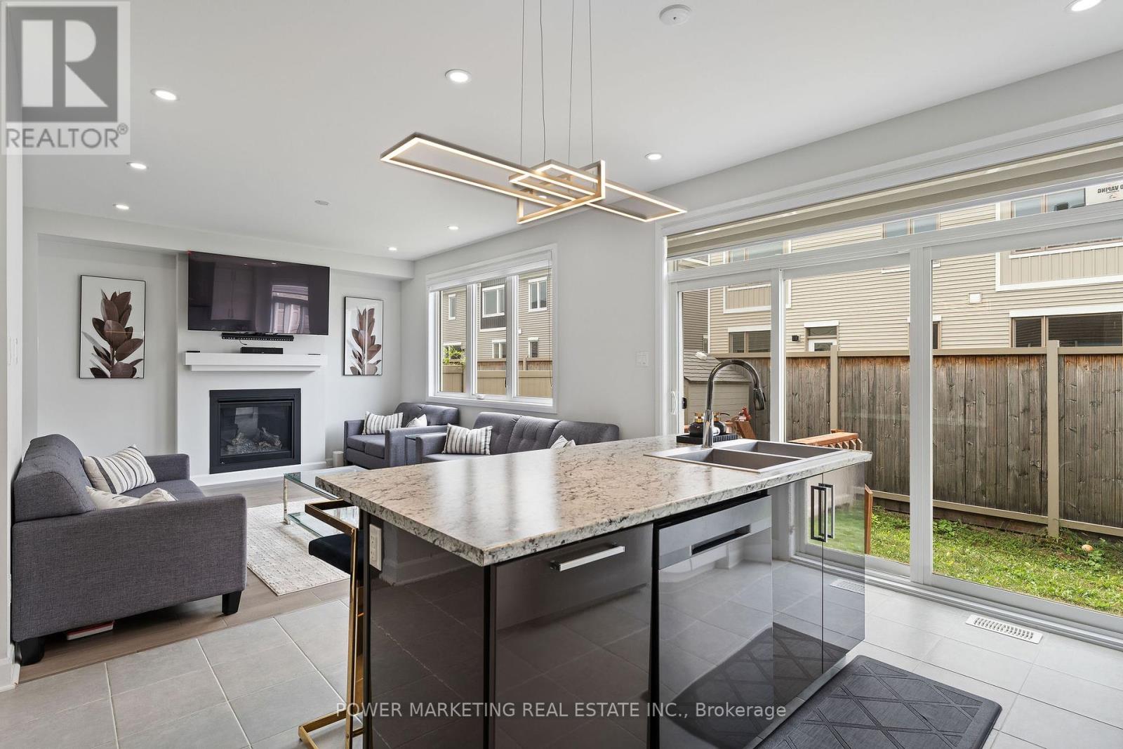 232 Aquarium Avenue, Ottawa, Ontario  K4A 1K7 - Photo 13 - X12403407