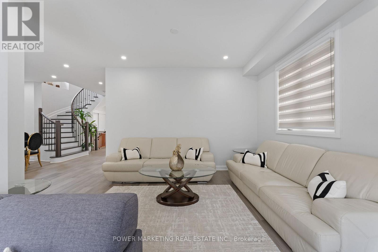232 Aquarium Avenue, Ottawa, Ontario  K4A 1K7 - Photo 8 - X12403407