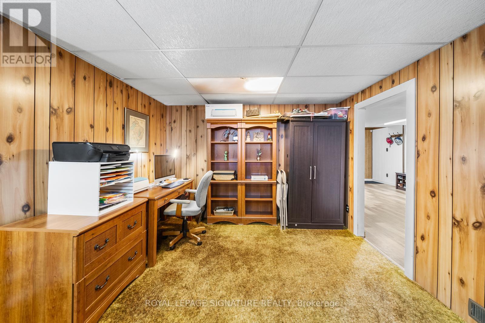 668 Peele Boulevard, Burlington, Ontario  L7R 3B9 - Photo 23 - W12403165