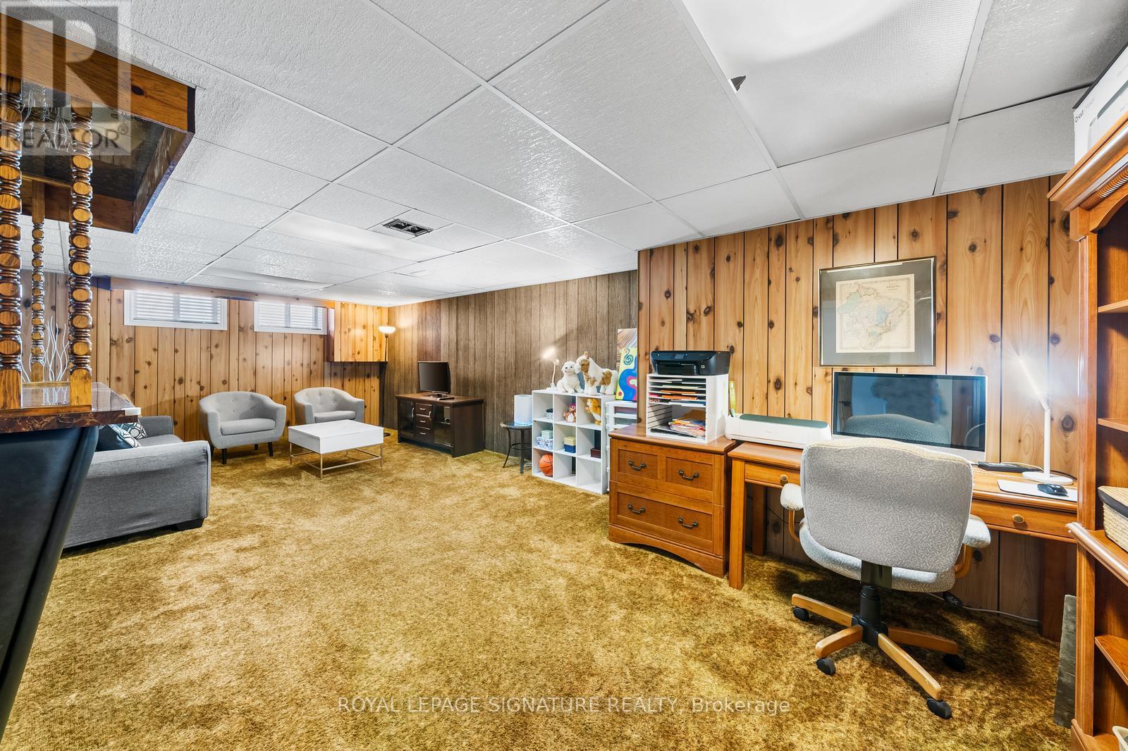 668 Peele Boulevard, Burlington, Ontario  L7R 3B9 - Photo 24 - W12403165