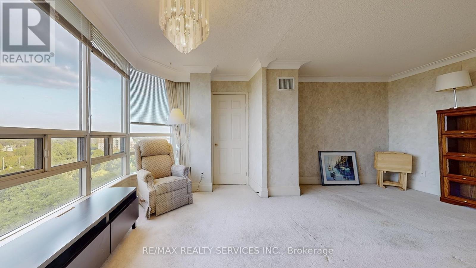 902 - 330 Mill Street S, Brampton (Brampton South), Ontario  L6Y 3V3 - Photo 15 - W12403178