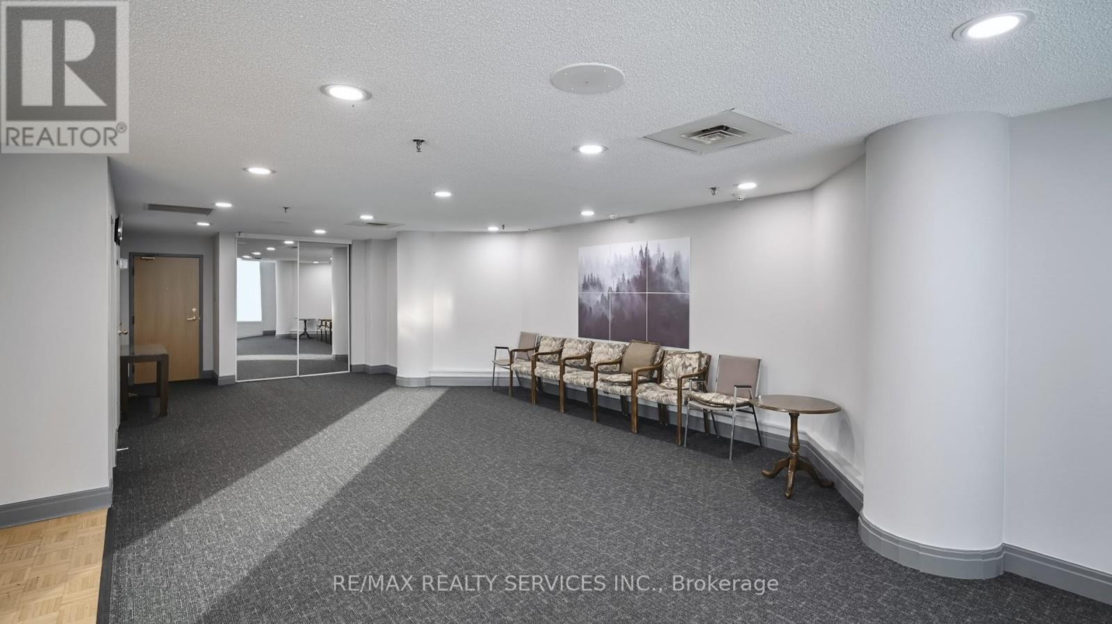 902 - 330 Mill Street S, Brampton (Brampton South), Ontario  L6Y 3V3 - Photo 38 - W12403178