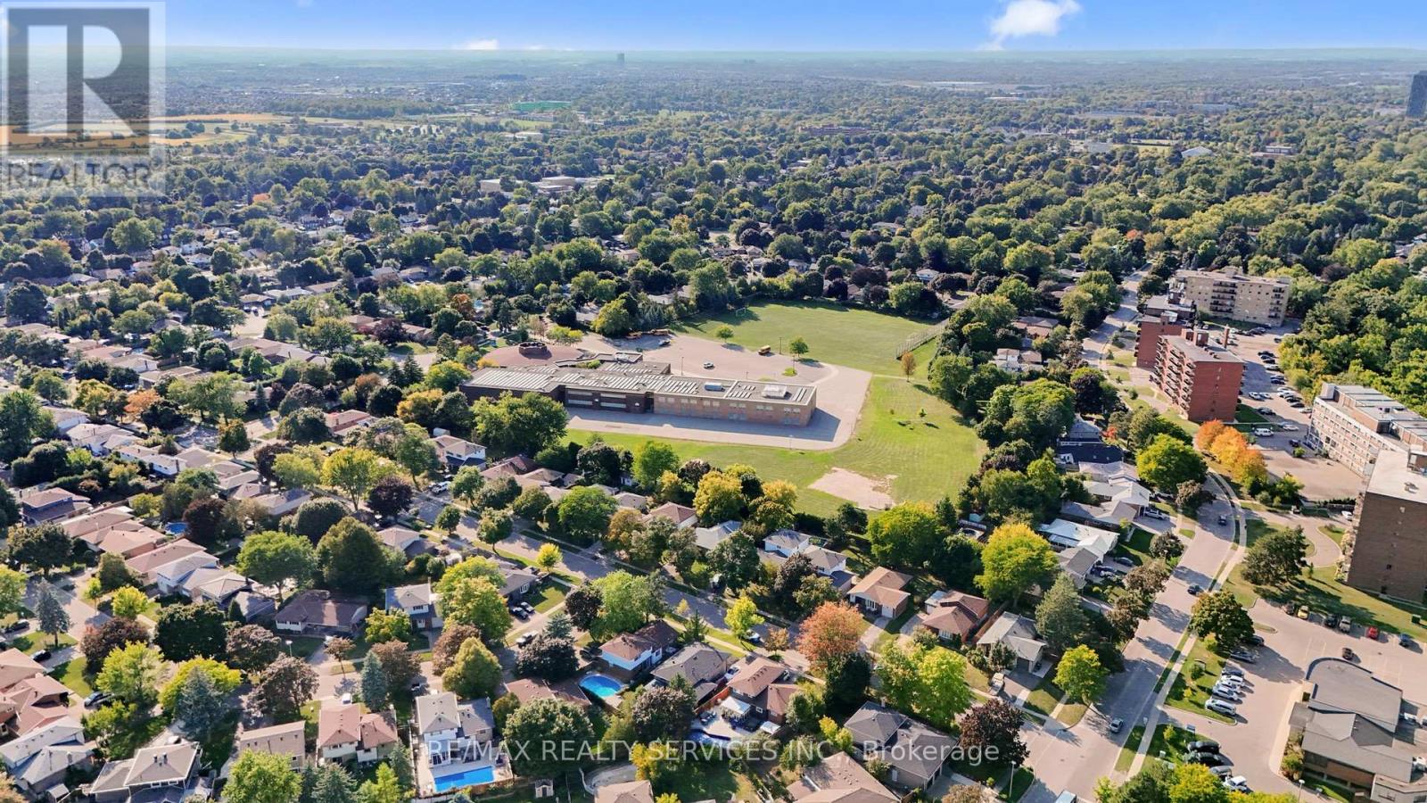 902 - 330 Mill Street S, Brampton (Brampton South), Ontario  L6Y 3V3 - Photo 46 - W12403178