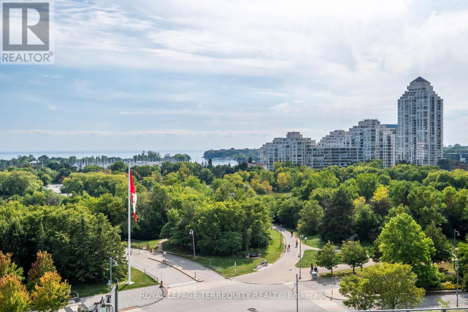 528 - 30 Shore Breeze Drive, Toronto, Ontario  M8V 0J1 - Photo 33 - W12403208