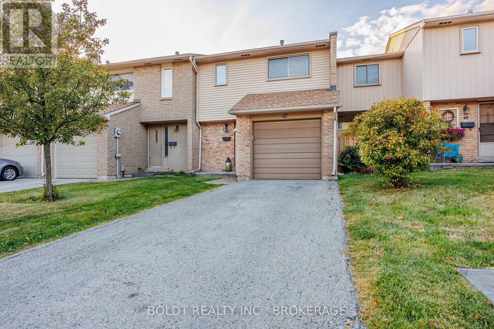 Property at 42 - 1532 LANCASTER DRIVE image 1