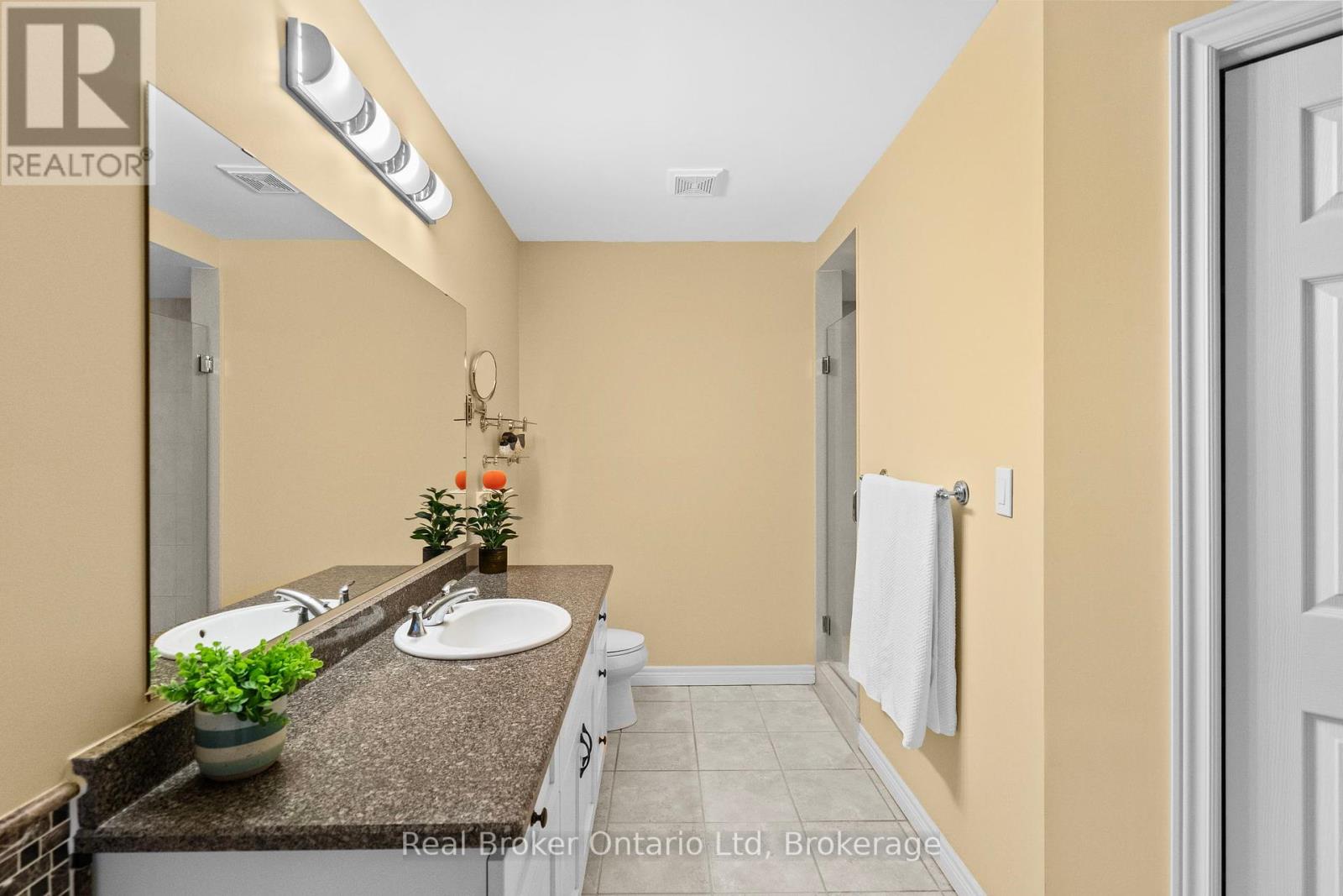 221 Millview Court, Guelph/eramosa, Ontario  N0B 2K0 - Photo 24 - X12403293