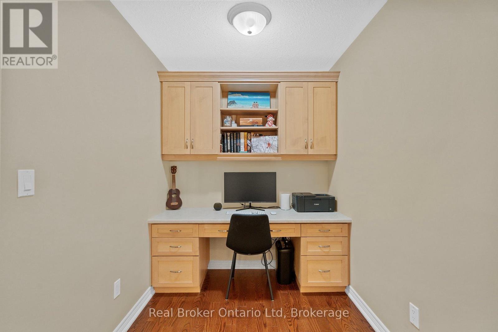 221 Millview Court, Guelph/eramosa, Ontario  N0B 2K0 - Photo 26 - X12403293