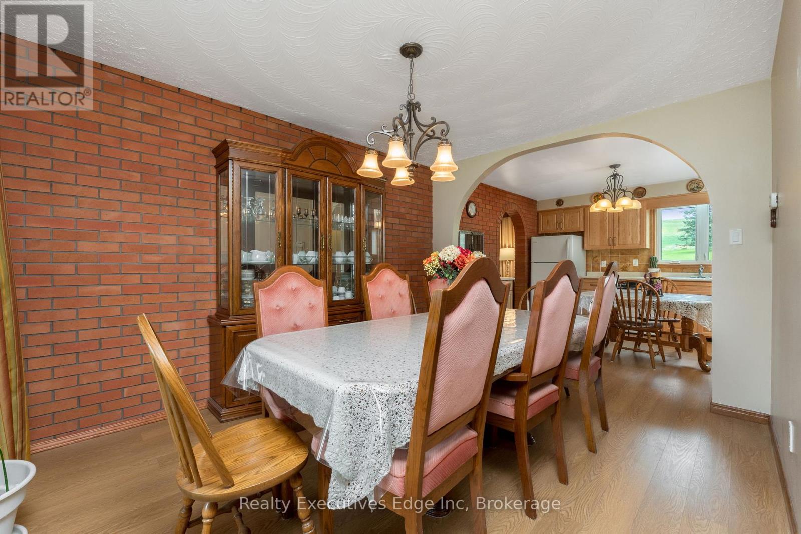 5601 Fifth Line, Guelph/eramosa, Ontario  N0B 2K0 - Photo 4 - X12403318