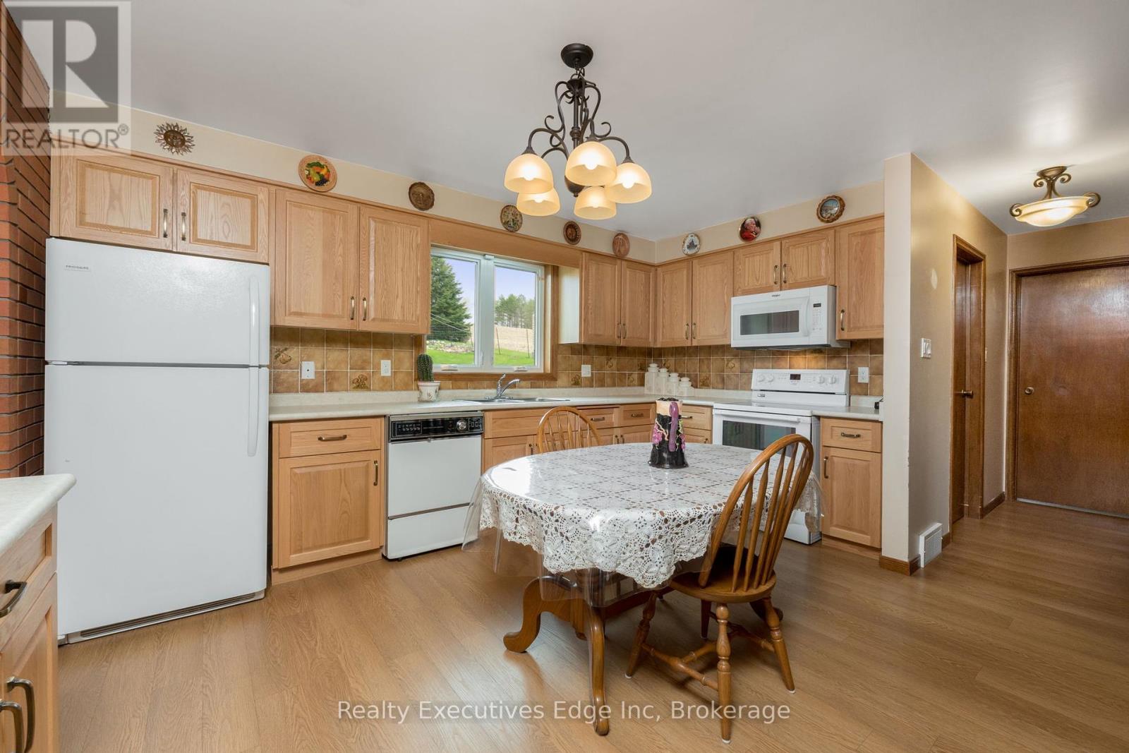 5601 Fifth Line, Guelph/eramosa, Ontario  N0B 2K0 - Photo 5 - X12403318