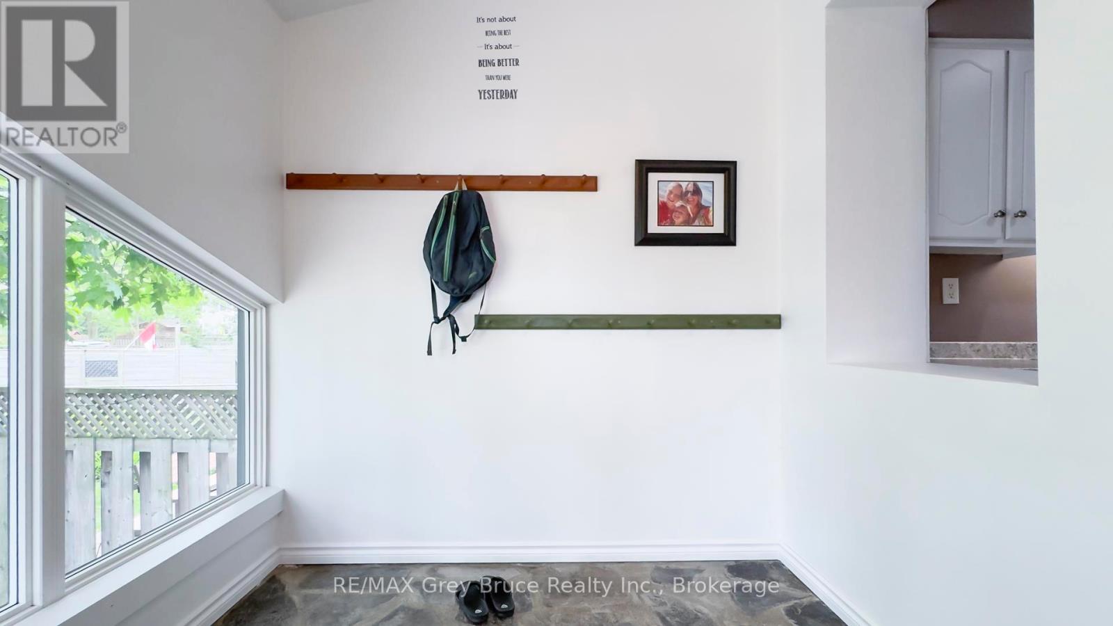 1155 3rd Avenue W, Owen Sound, Ontario  N4K 4P9 - Photo 35 - X12403337