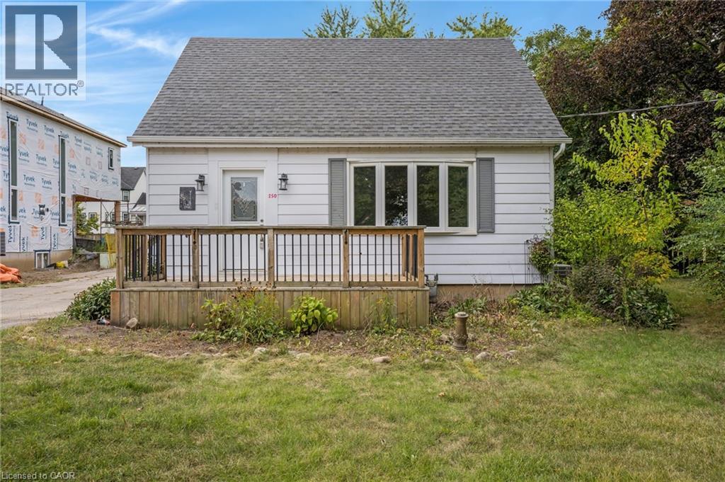 250 NORTHUMBERLAND Street, Ayr, Ontario