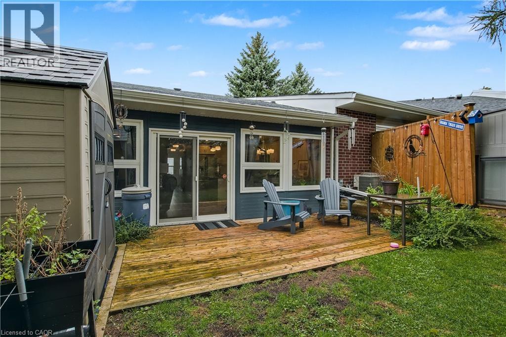 47 Bishop Reding Trail, Hamilton, Ontario  L9B 2L7 - Photo 22 - 40766288