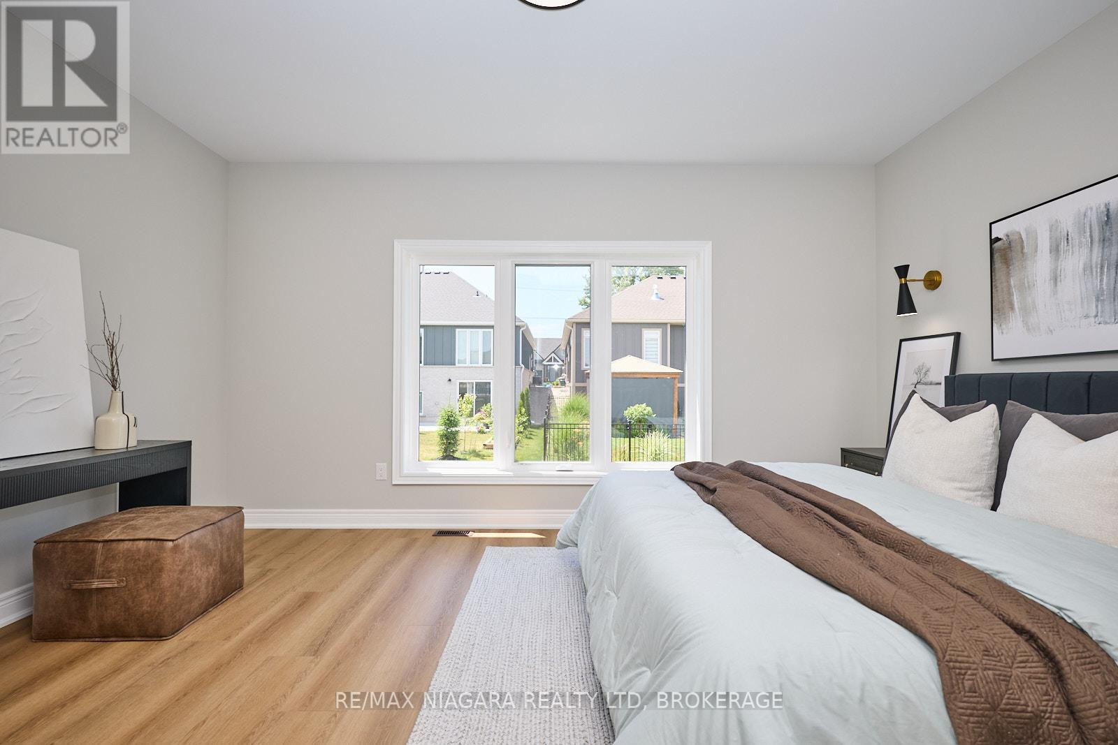 21 Sunrise Court N, Fort Erie, Ontario  L0S 1N0 - Photo 21 - X12403252