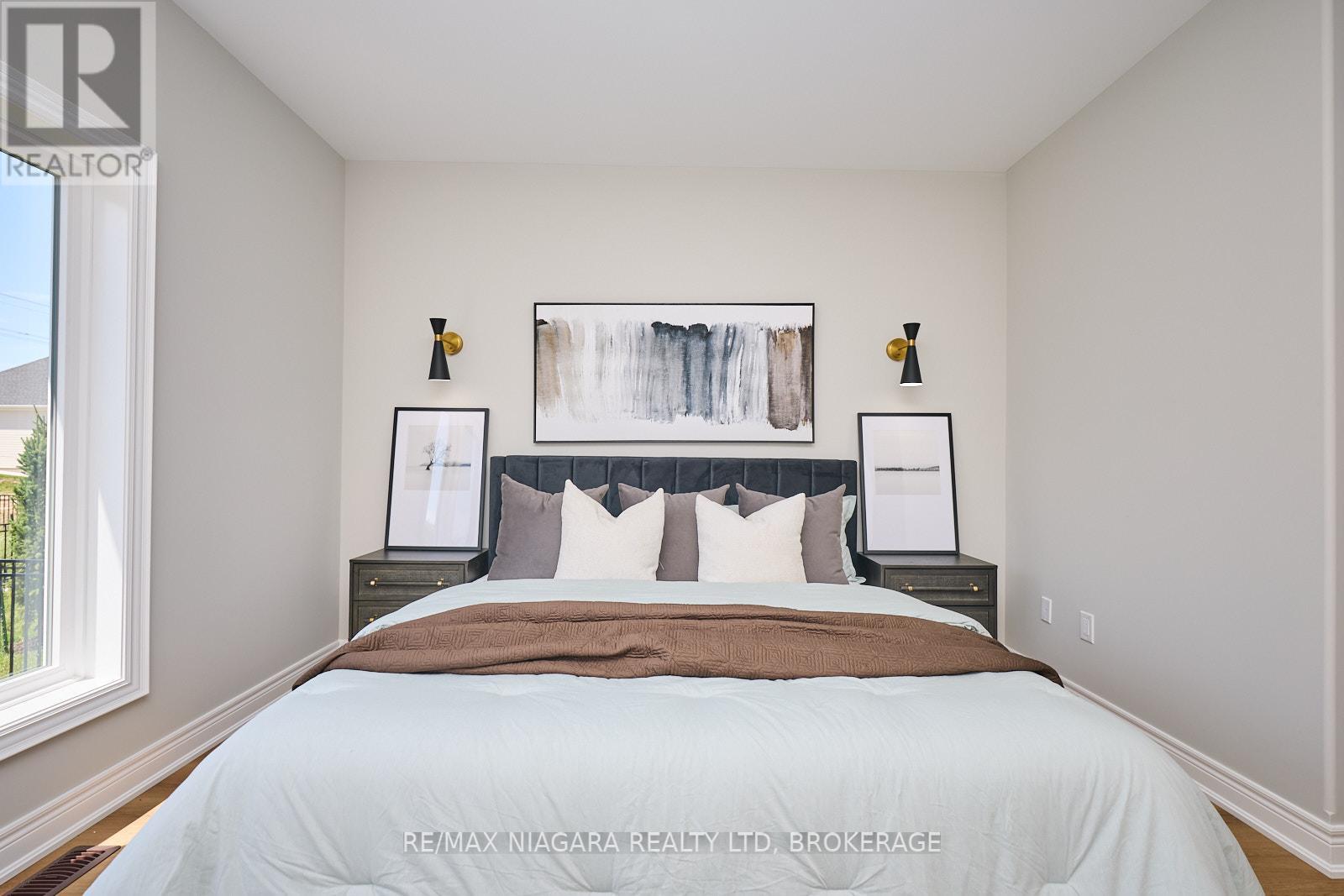 21 Sunrise Court N, Fort Erie, Ontario  L0S 1N0 - Photo 22 - X12403252