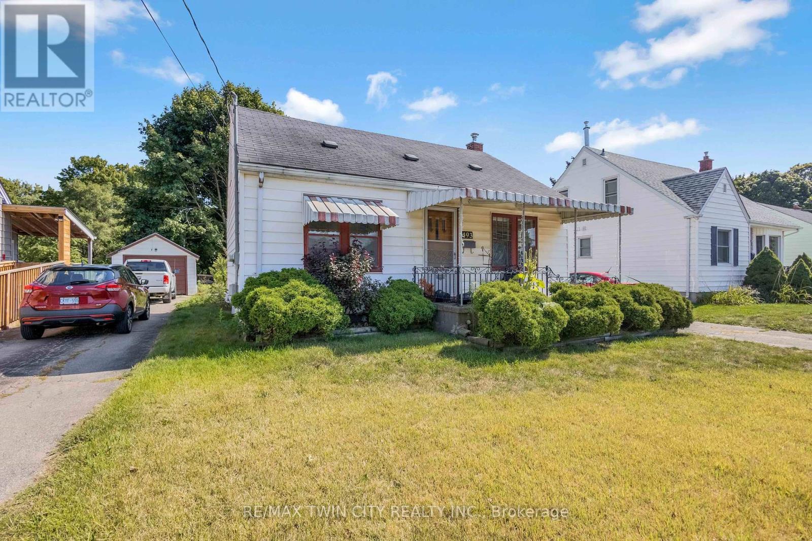 493 St Paul Avenue, Brant, Ontario  N3R 4P4 - Photo 2 - X12403162