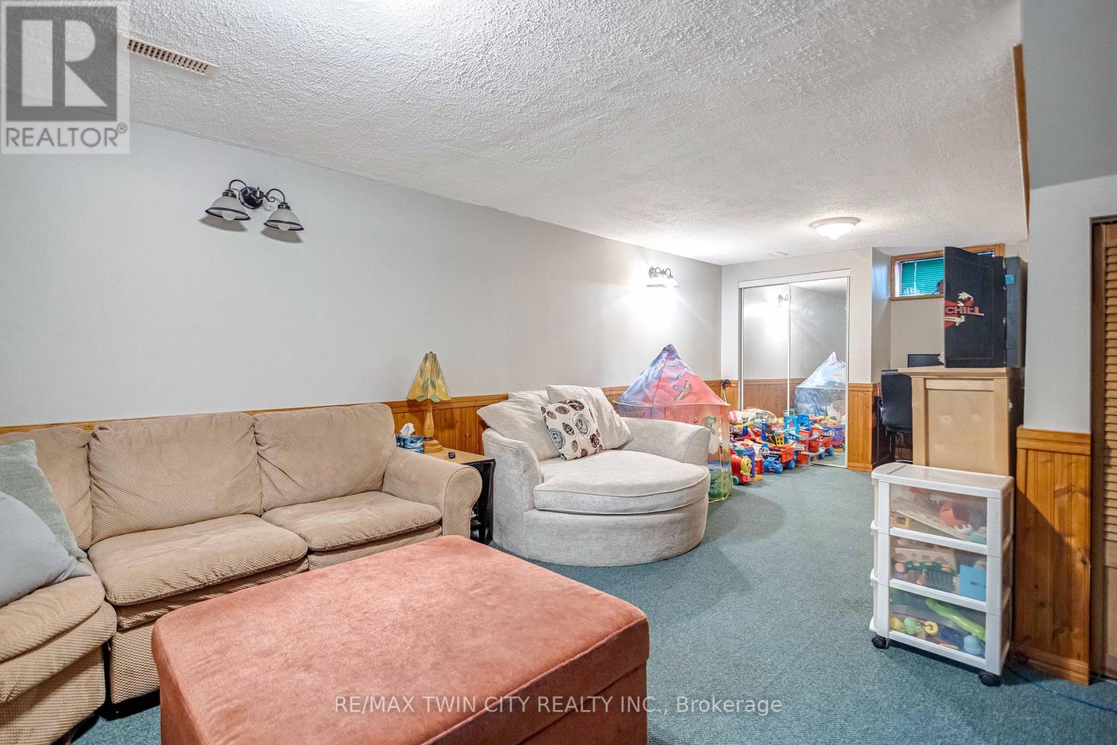 493 St Paul Avenue, Brant, Ontario  N3R 4P4 - Photo 22 - X12403162