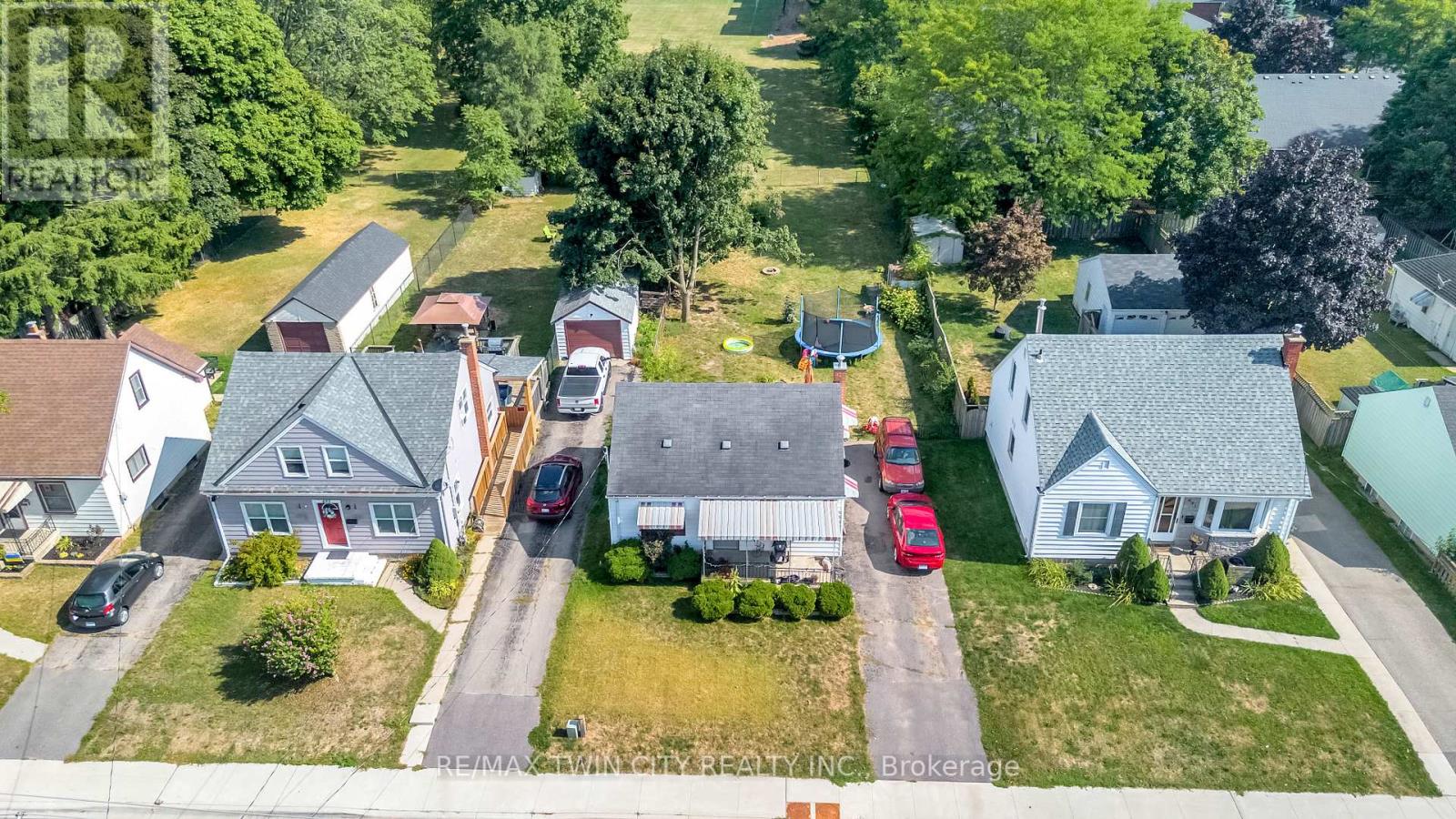 493 St Paul Avenue, Brant, Ontario  N3R 4P4 - Photo 29 - X12403162