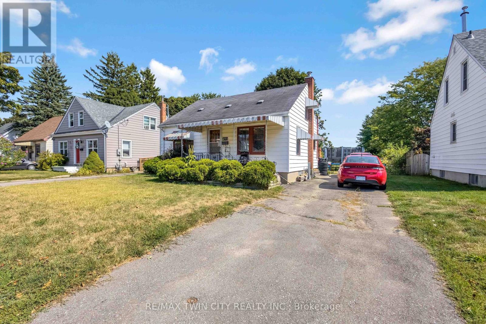 493 St Paul Avenue, Brant, Ontario  N3R 4P4 - Photo 3 - X12403162