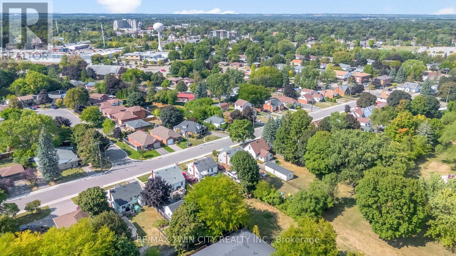 493 St Paul Avenue, Brant, Ontario  N3R 4P4 - Photo 35 - X12403162