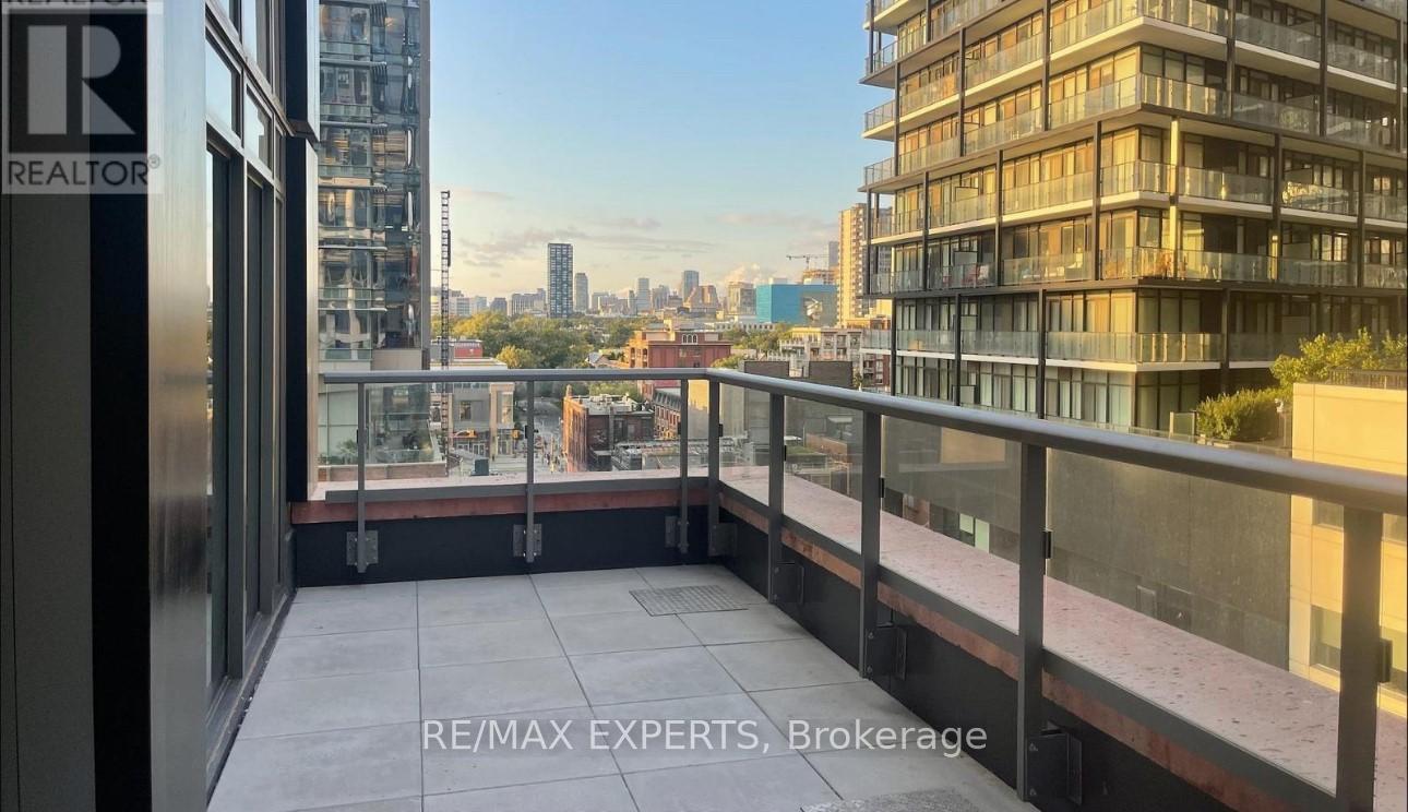 803 - 108 Peter Street, Toronto, Ontario  M5V 2G7 - Photo 1 - C12376876
