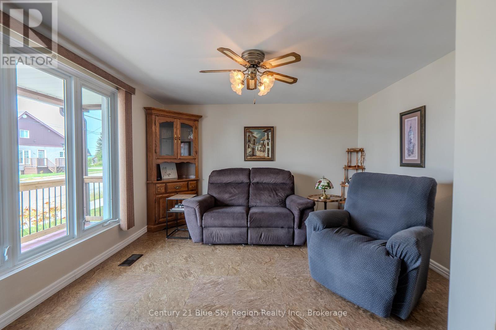 59 Principale Street W, West Nipissing, Ontario  P0H 2M0 - Photo 12 - X12403390