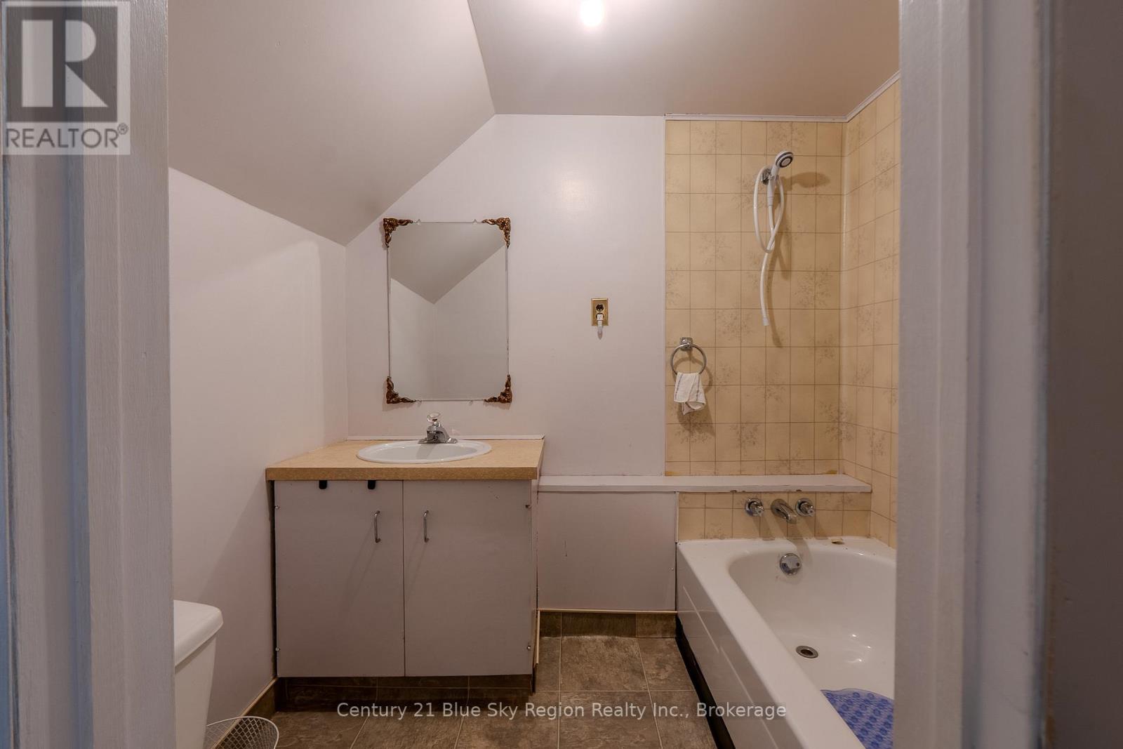 59 Principale Street W, West Nipissing, Ontario  P0H 2M0 - Photo 17 - X12403390