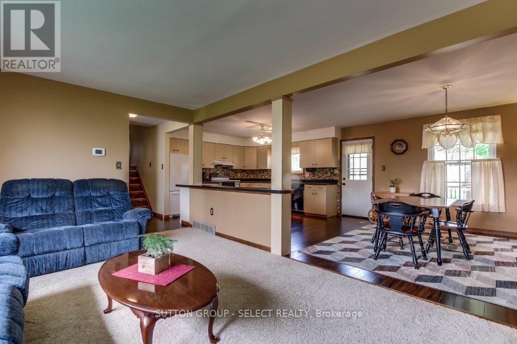 17750 Wyton Drive, Thames Centre, Ontario  N0M 2P0 - Photo 19 - X12375284