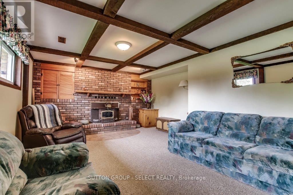 17750 Wyton Drive, Thames Centre, Ontario  N0M 2P0 - Photo 31 - X12375284
