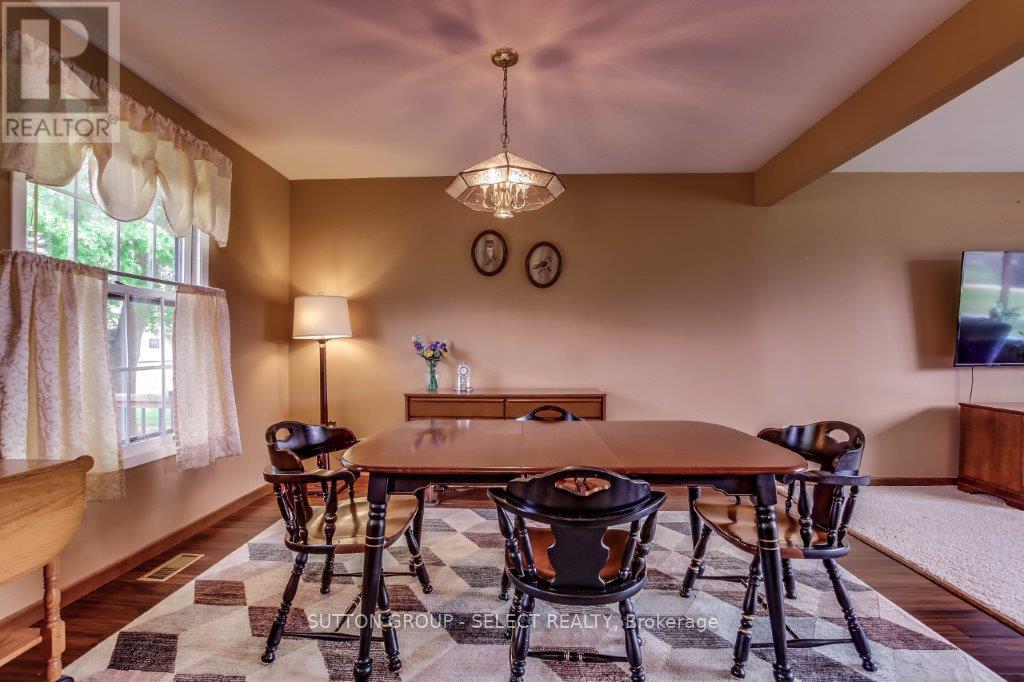 17750 Wyton Drive, Thames Centre, Ontario  N0M 2P0 - Photo 22 - X12375284